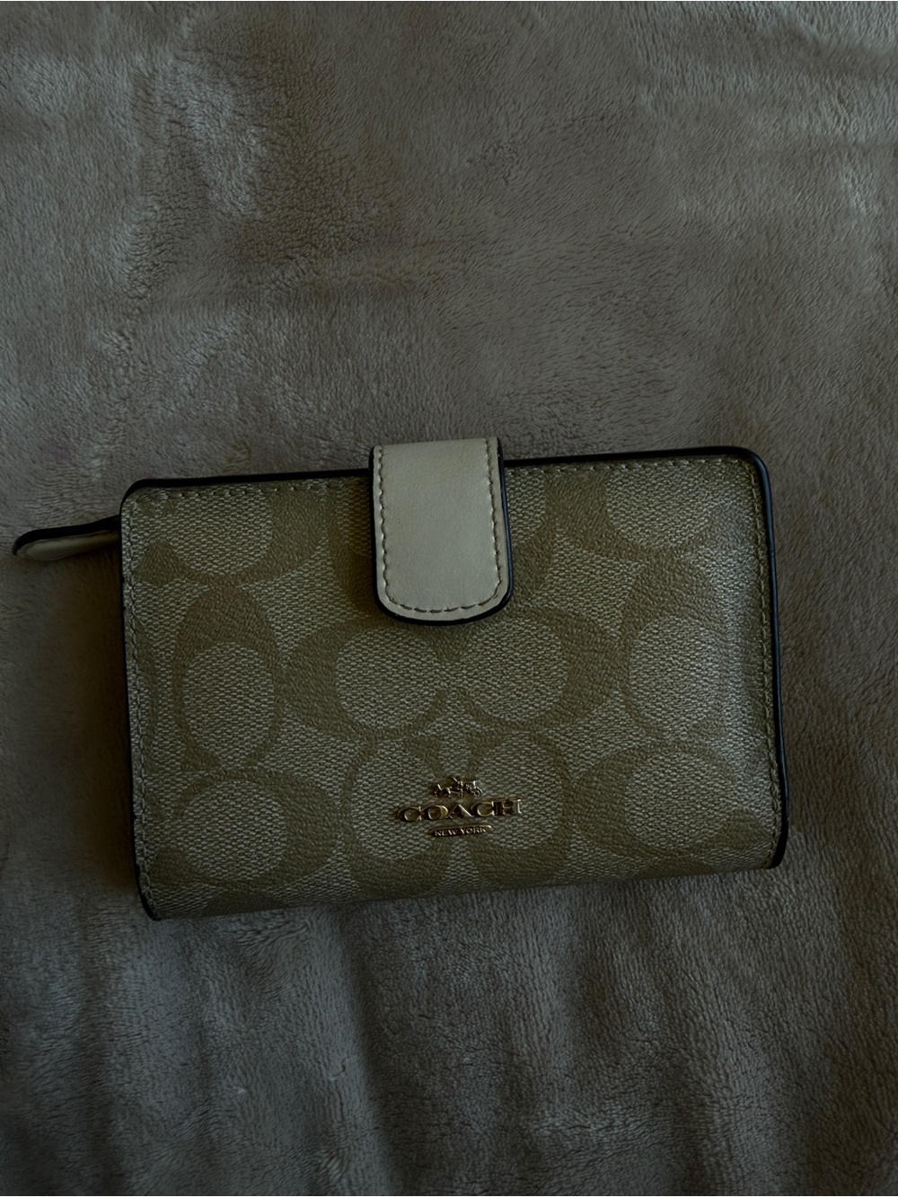 Coach Signature Compact Wallet in Cream